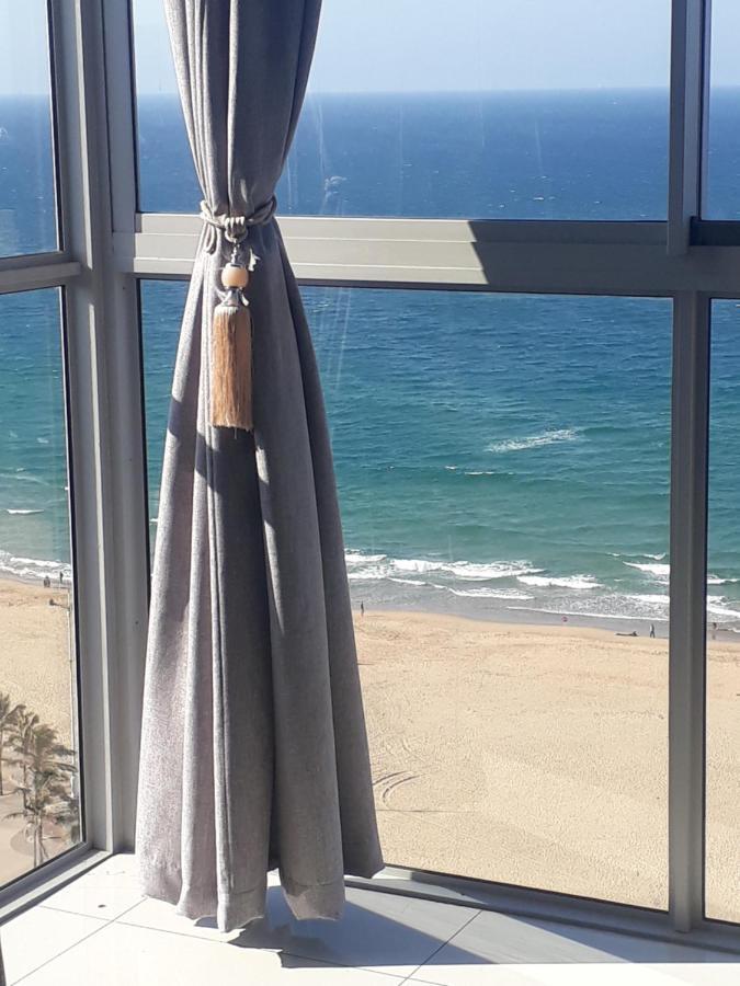 Into The Blue On The Beach Durban Bagian luar foto