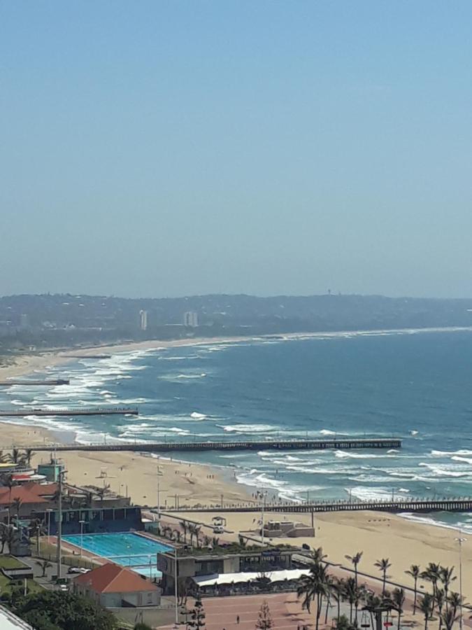 Into The Blue On The Beach Durban Bagian luar foto